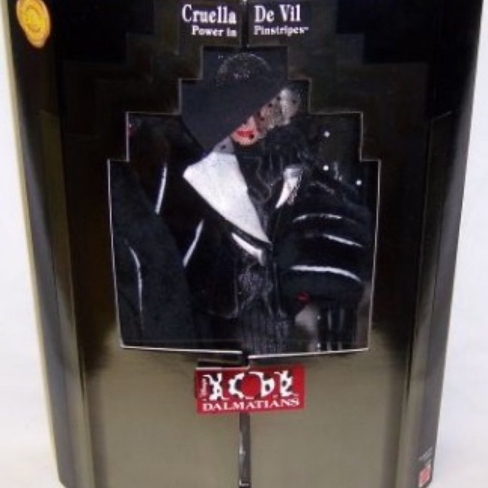 1996 Mattel CRUELLA DE VIL Power In Pinstripes BARBIE Doll, Original Box